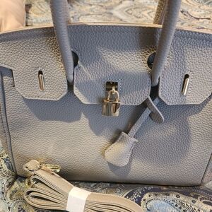 Elegant Gray Leather Handbag